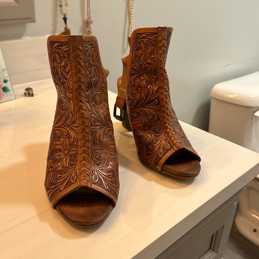 Myra bag tooled leather heels size 8. Worn once for a wedding